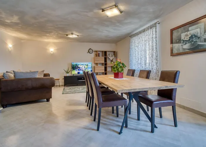 Vikendica Rika By Interhome